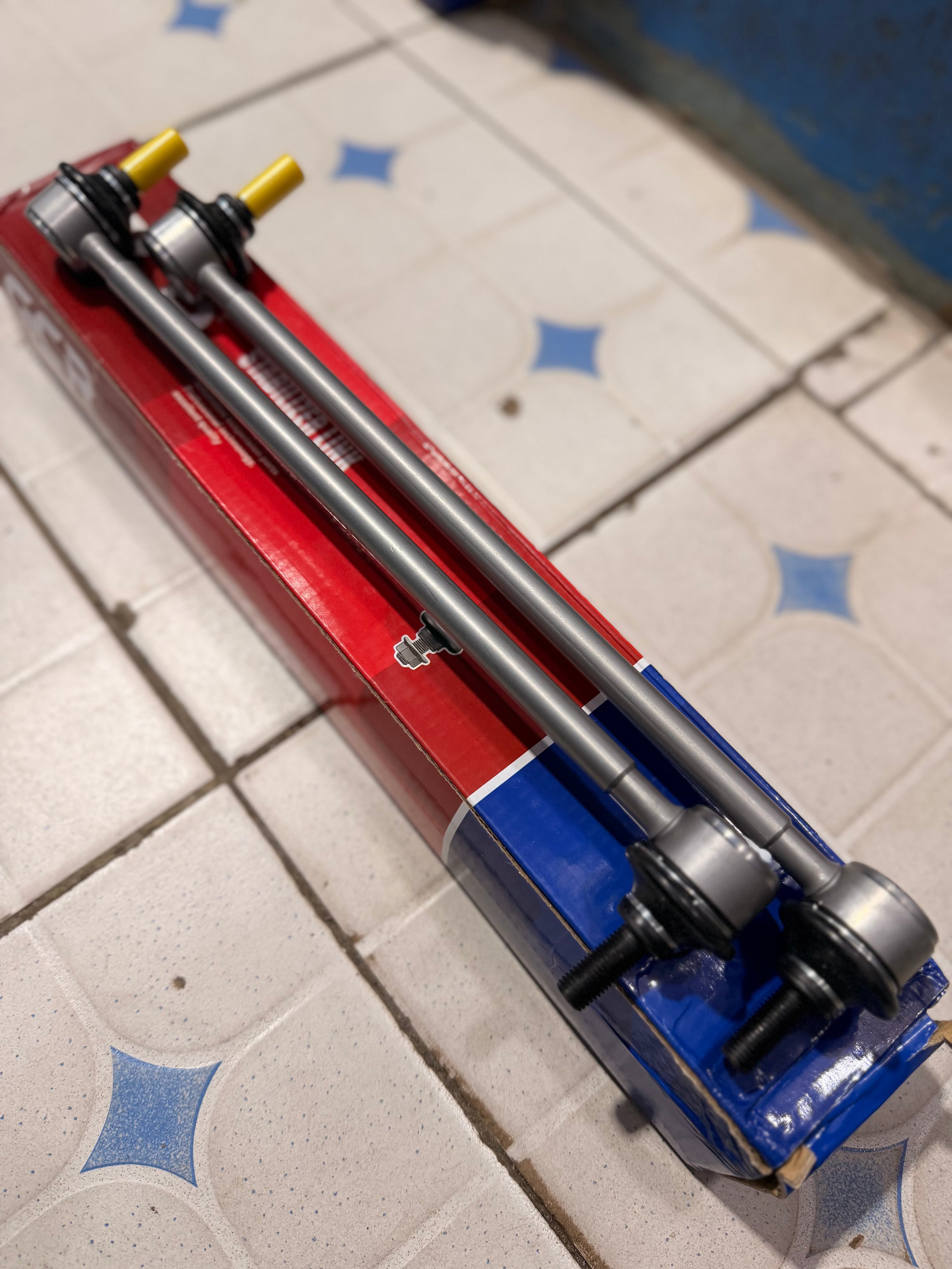 Biellettes de barre stabilisatrice Avant