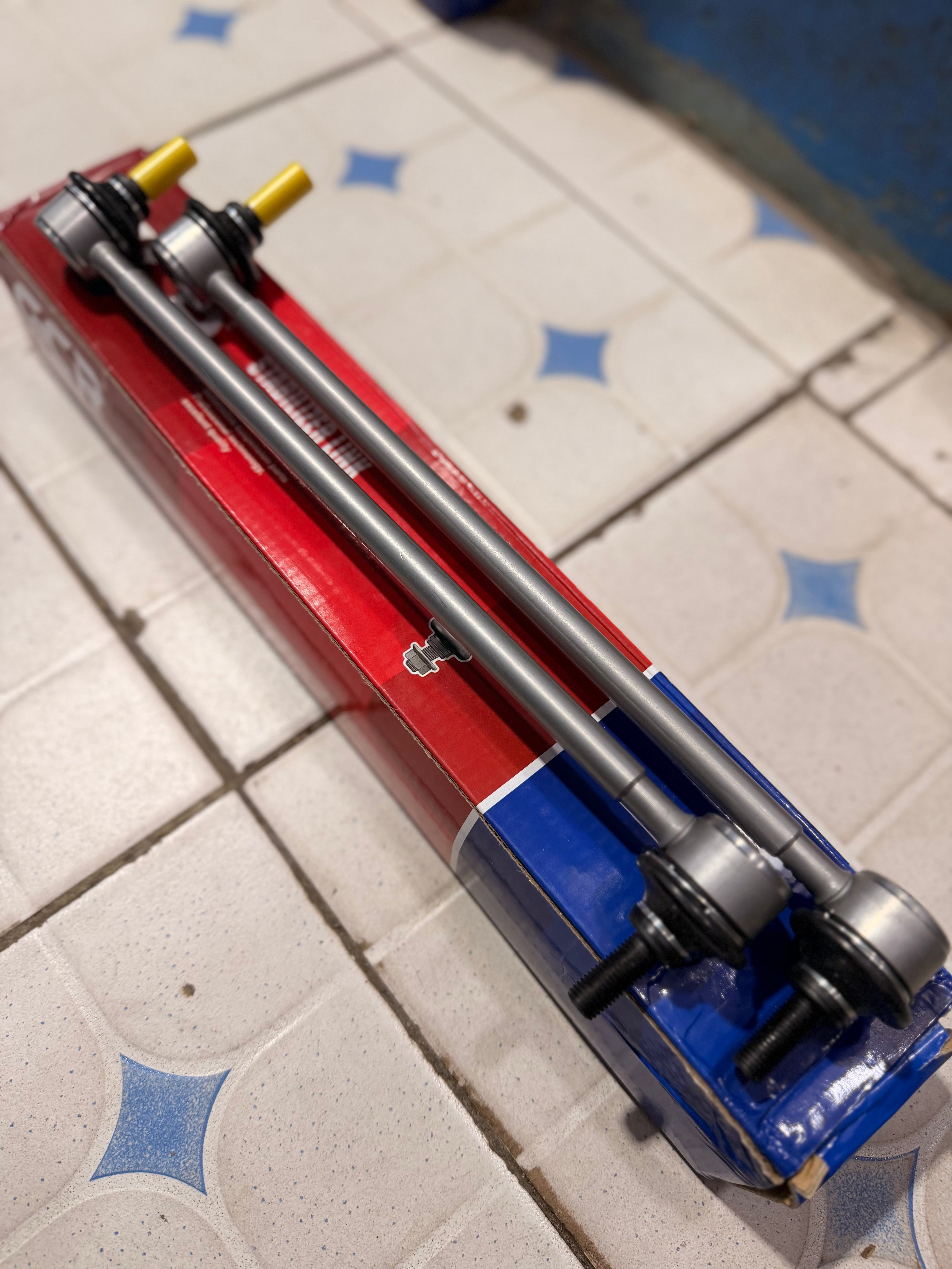 Biellettes de barre stabilisatrice Avant